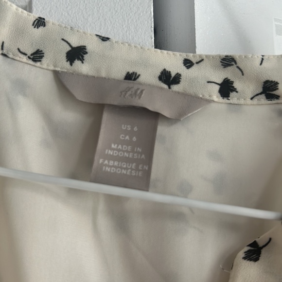 H&M dress - Picture 5 of 6